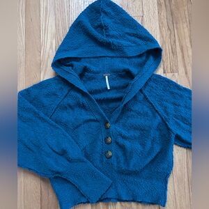 Free People Found My Friend Cropped hoodie Sweater, size small